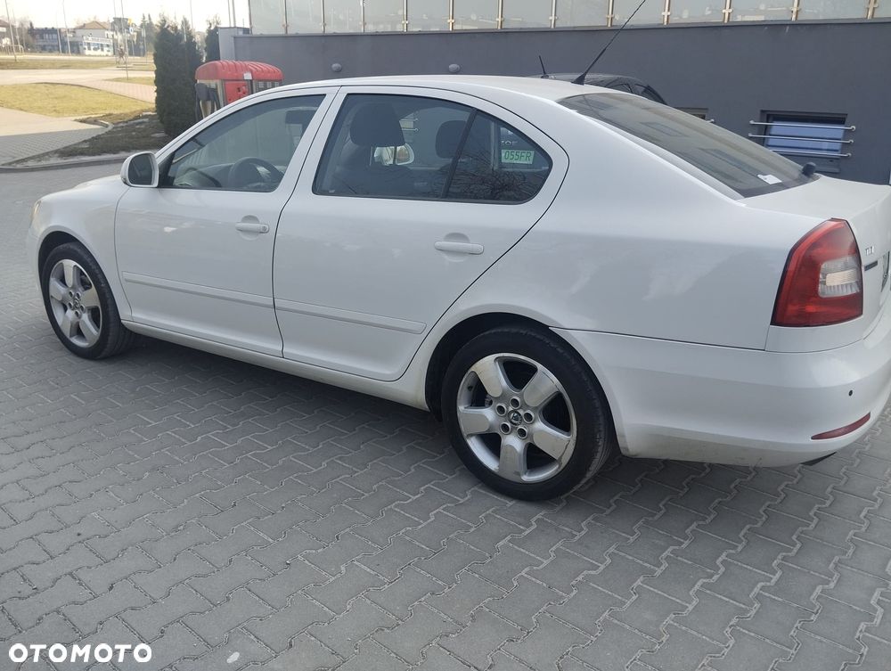 Skoda Octavia - 16