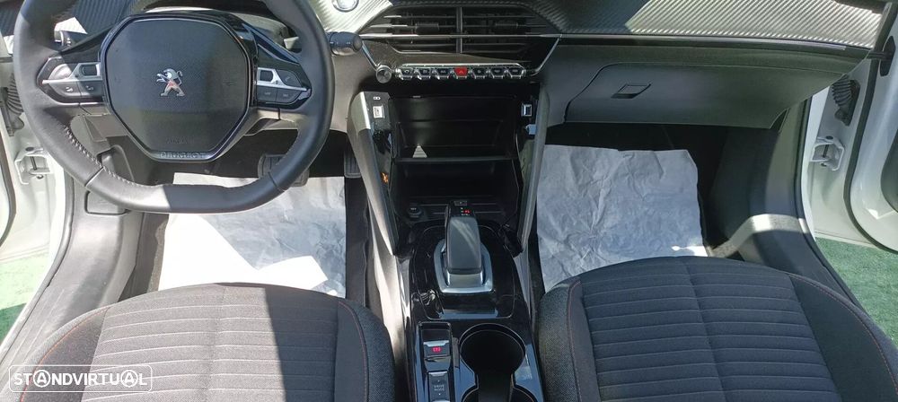 Peugeot e-208 Active Pack - 16