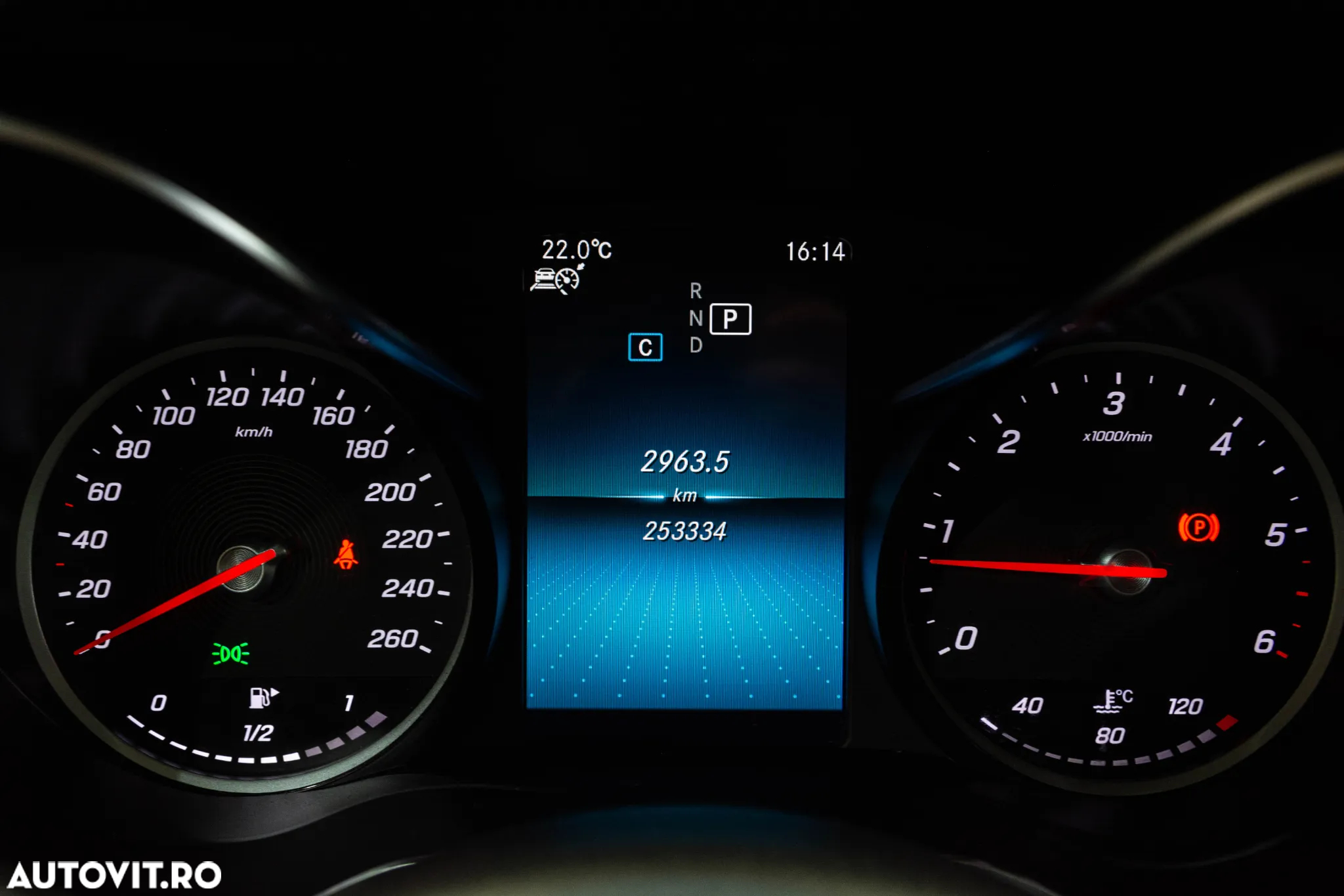Mercedes-Benz C 220 d 4Matic 9G-TRONIC Avantgarde - 23