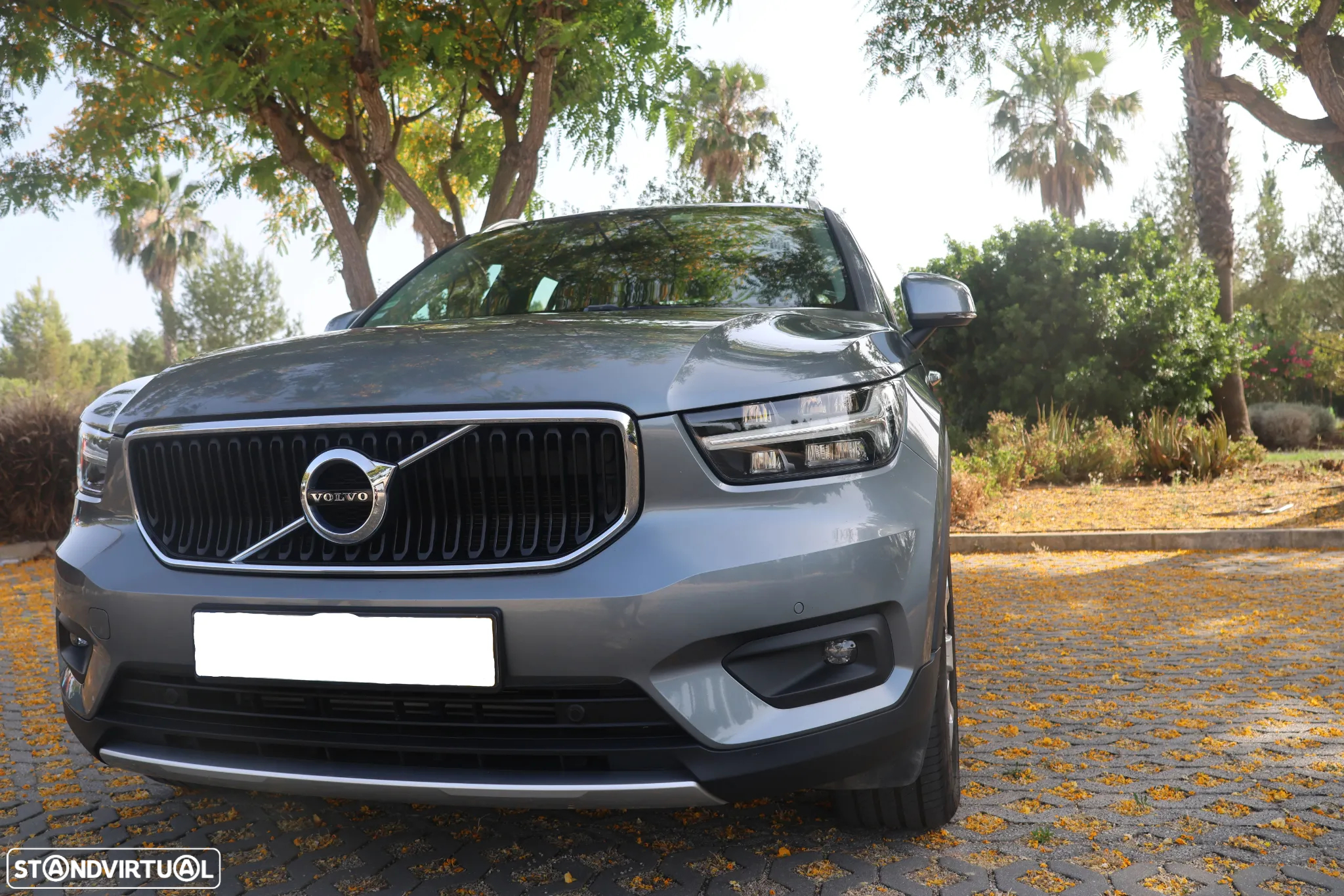 Volvo XC 40 2.0 D3 Momentum Geartronic - 10