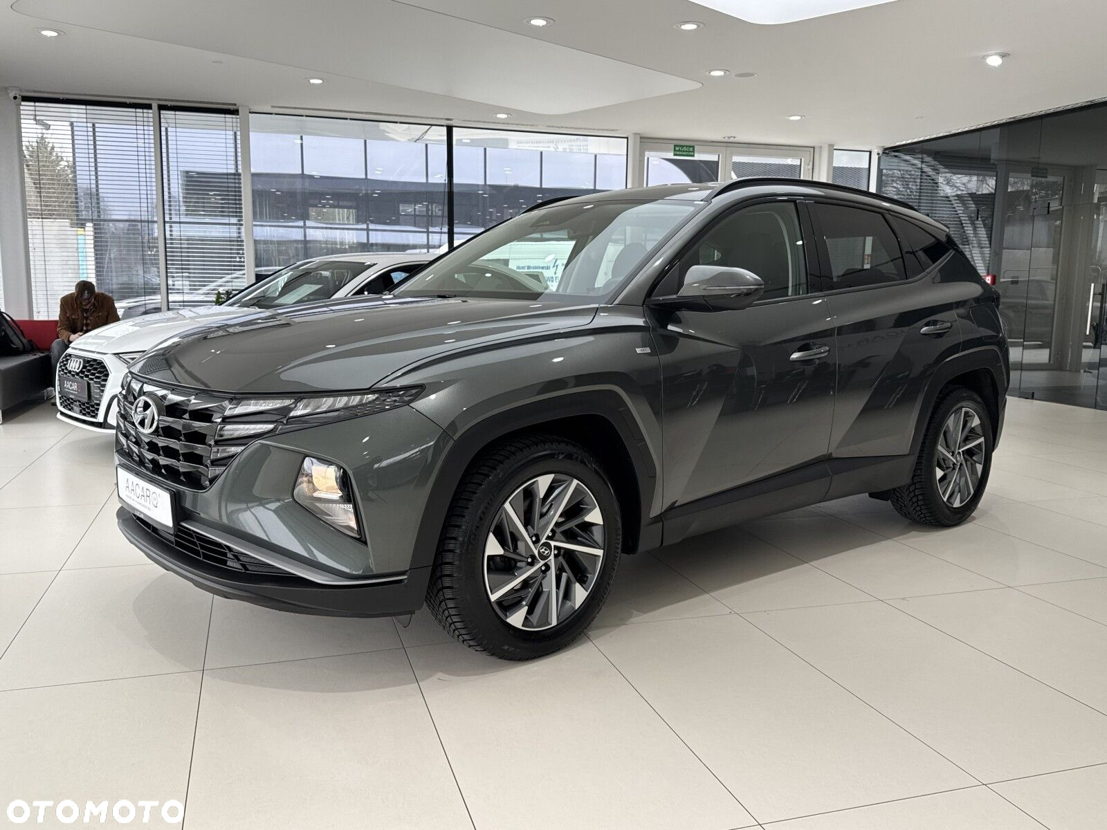 Hyundai Tucson - 2