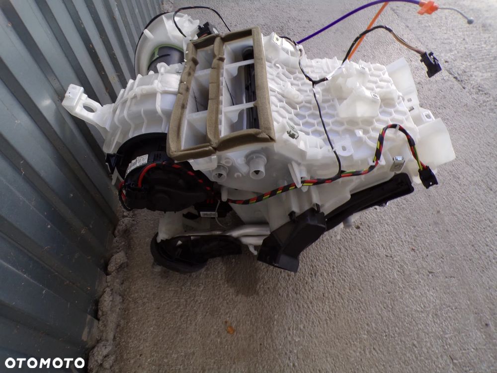 NAGRZEWNICA PEUGEOT 208 I 98194325ZD - 2