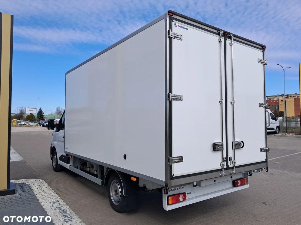 Renault Nowy Master - 4