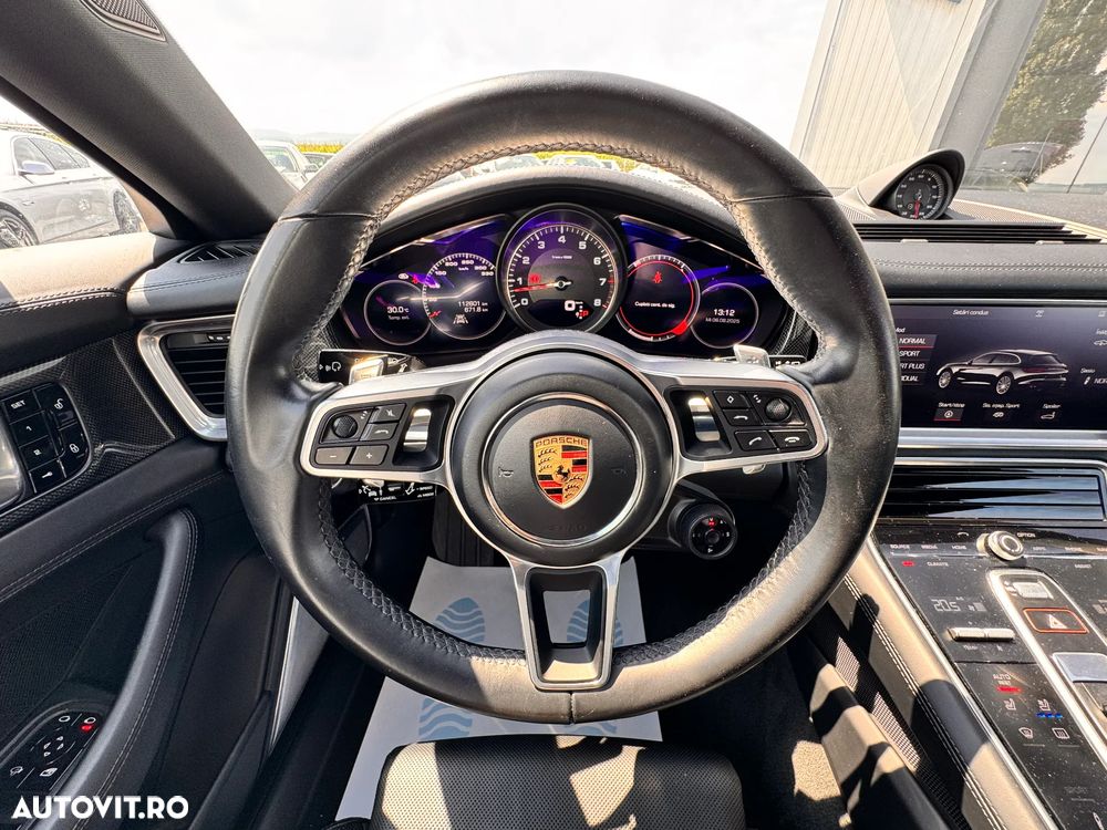 Porsche Panamera 4S Sport Turismo - 26