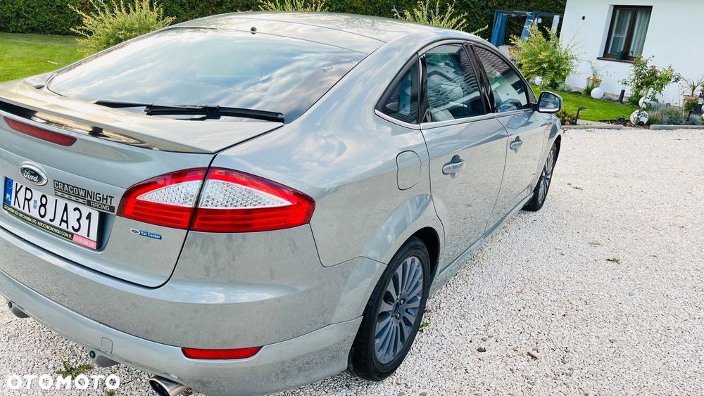 Ford Mondeo 2.5 Titanium X - 8