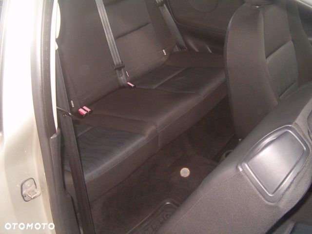 Peugeot 207 - 22