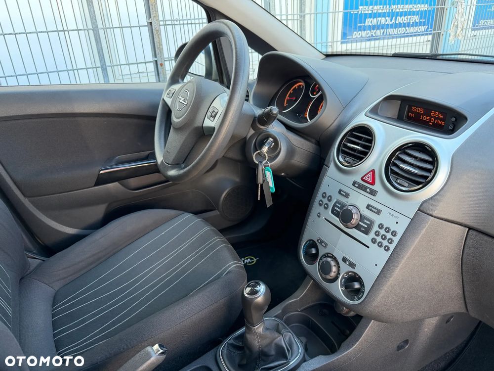 Opel Corsa 1.2 16V Innovation - 26