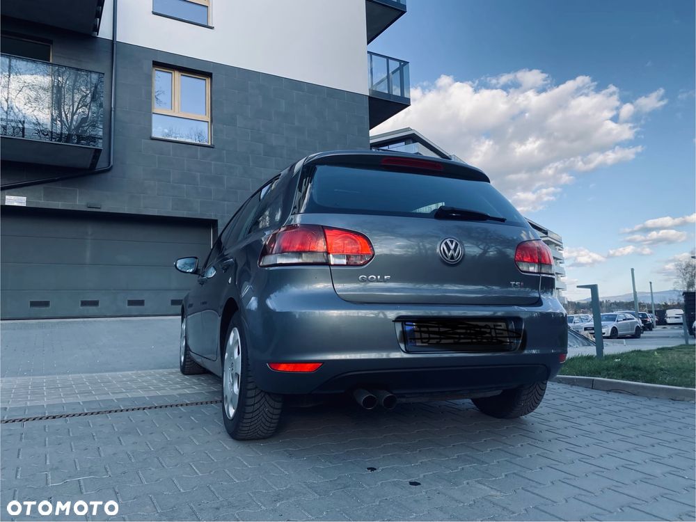 Volkswagen Golf 1.4 TSI BMT Comfortline DSG - 2