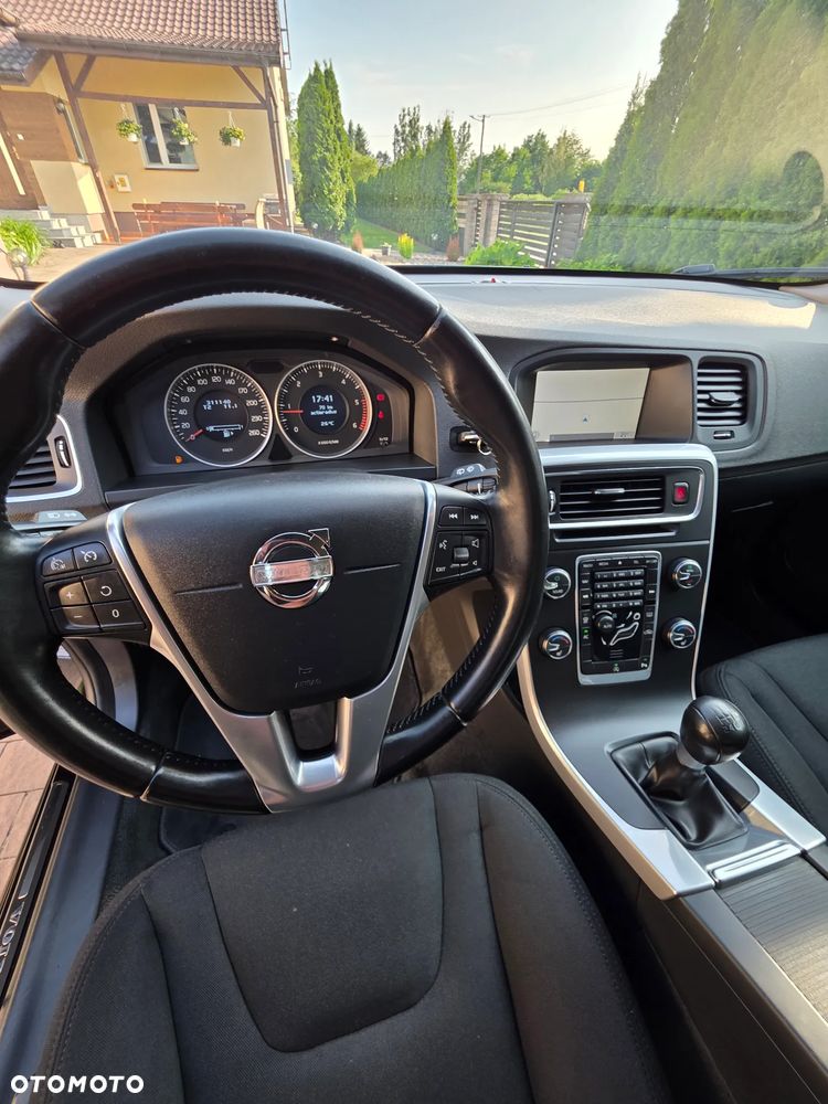 Volvo V60 D4 Kinetic - 10