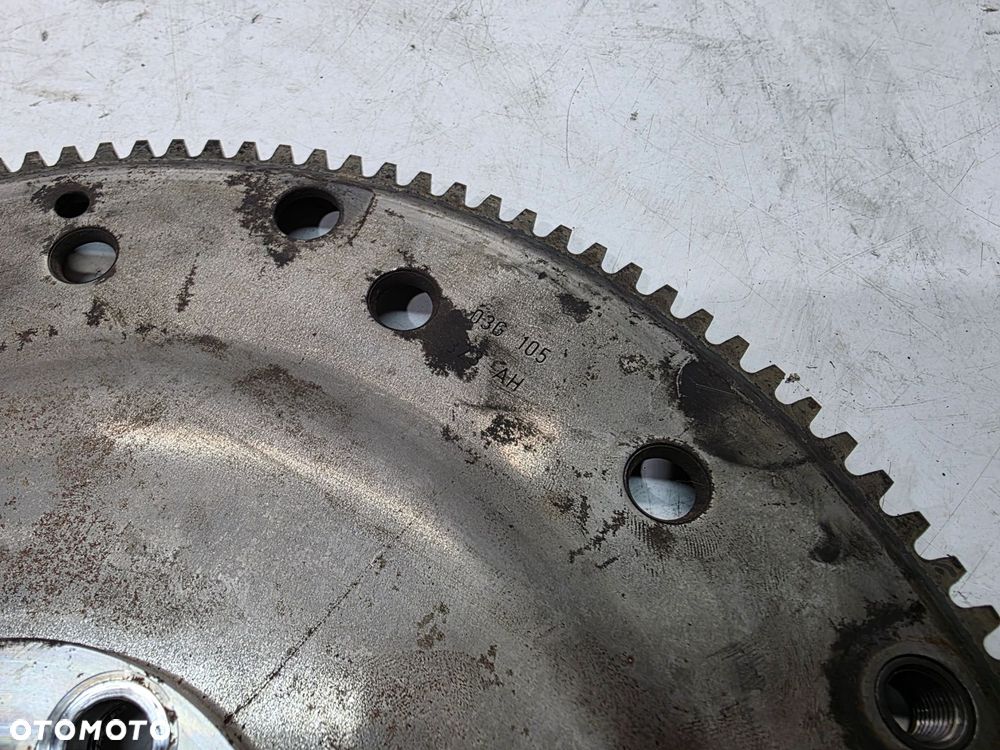 KOŁO ZAMACHOWE AUDI A4 B8 A5 8T 2.0 TDI 03G105323AH - 3