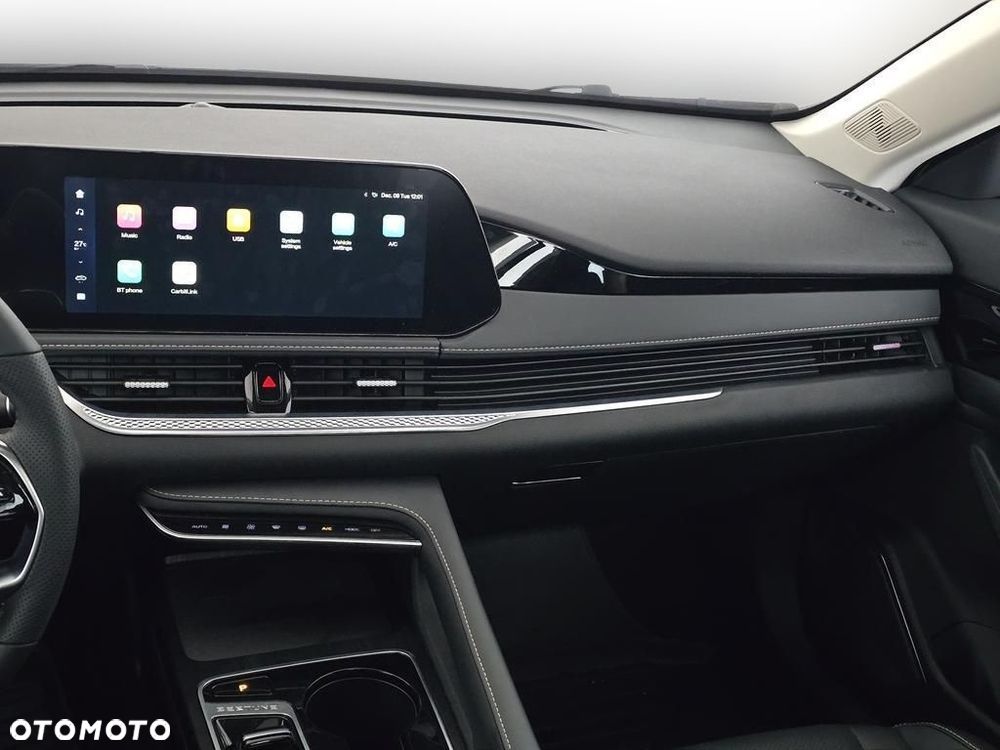 Bestune B70 2.0T Elegance - 30