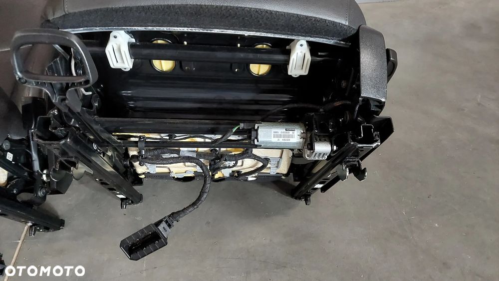 FOTELE KANAPA KOMPLET SKÓRA STAN IDEALNY WERSJA ANGIELSKA OPEL INSIGNIA R2010 - 6