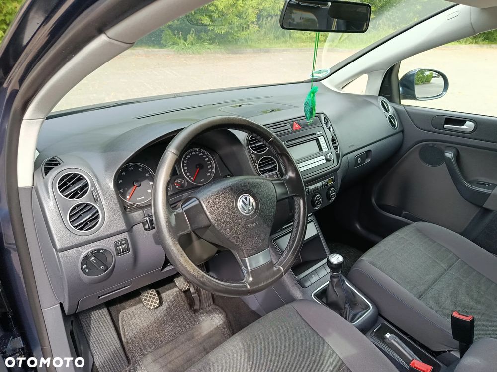 Volkswagen Golf Plus - 13