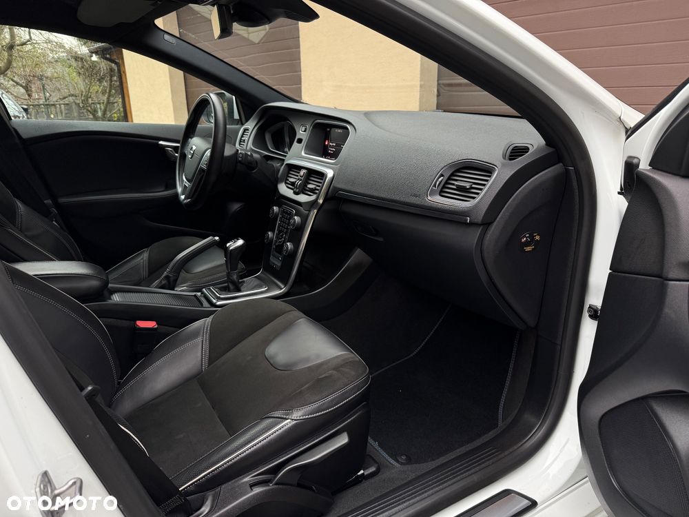 Volvo V40 D2 RDesign - 27