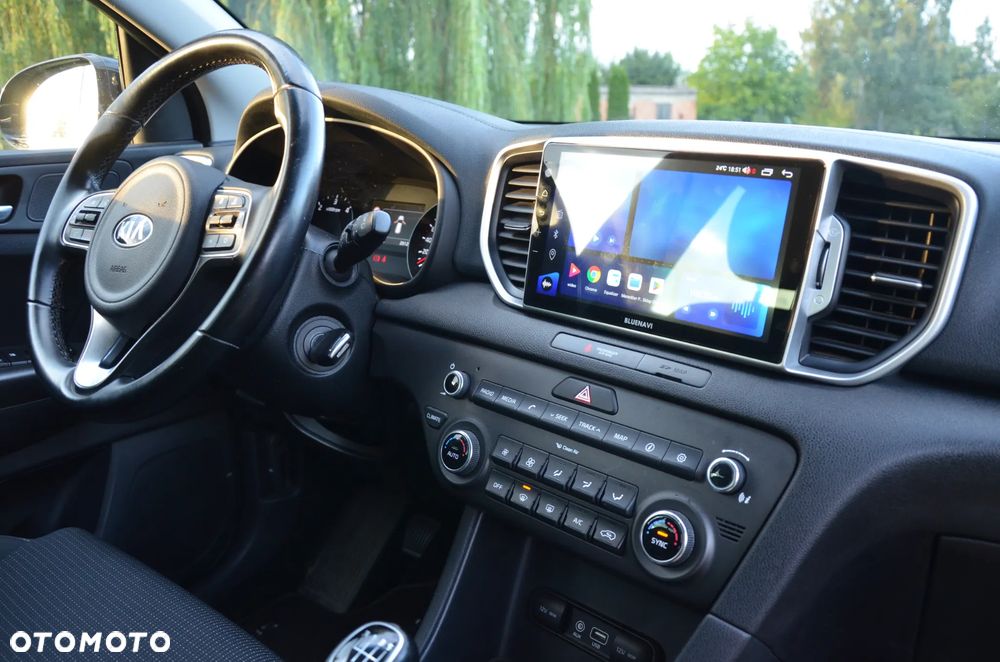 Kia Sportage 1.7 CRDI 2WD ISG Dream-Team Edition - 16