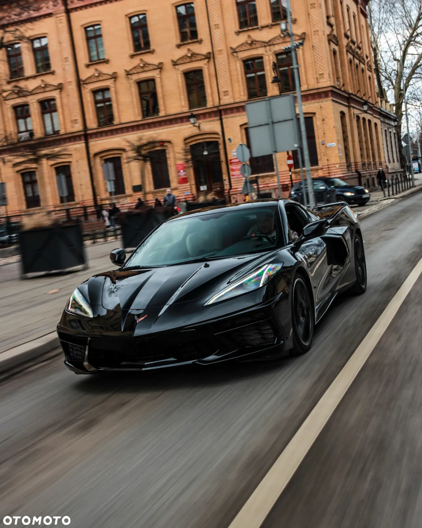 Chevrolet Corvette - 7