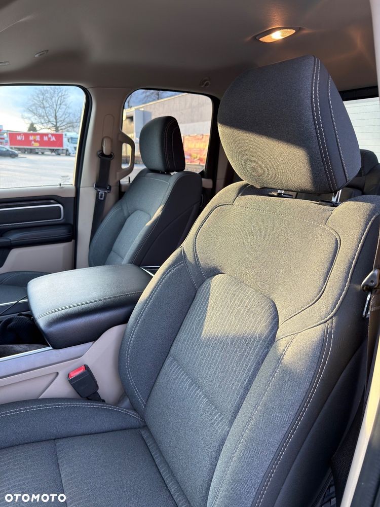 RAM 1500 Crew Cab Shortbed Bighorn - 14
