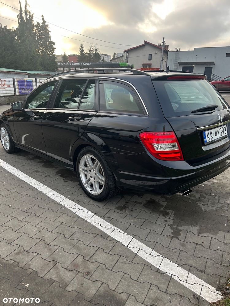 Mercedes-Benz Klasa C 220 CDI BlueEff Classic - 3