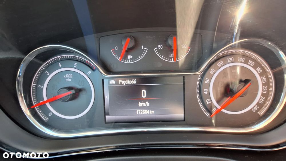 Opel Insignia 2.0 CDTI Sport - 4