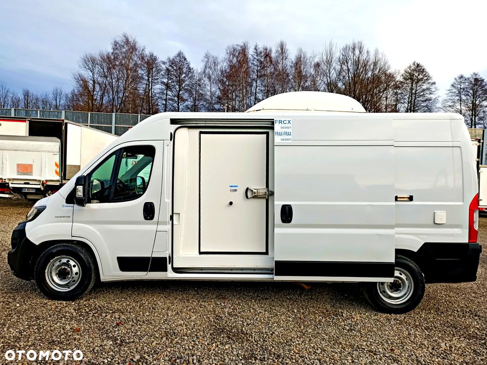 Fiat Ducato Chłodnia 3 komory 160KM 2 zasilania chłodni Multitemperatura - 12