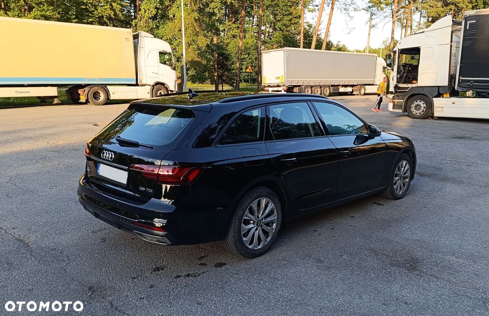 Audi A4 Avant 35 TDI mHEV S Line S tronic - 3