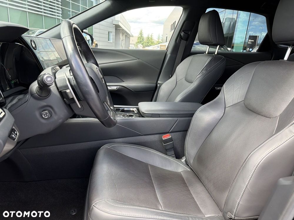 Lexus RX - 18