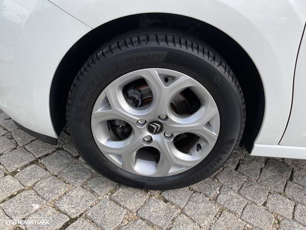 Citroën C3 1.2 PureTech Attraction - 14