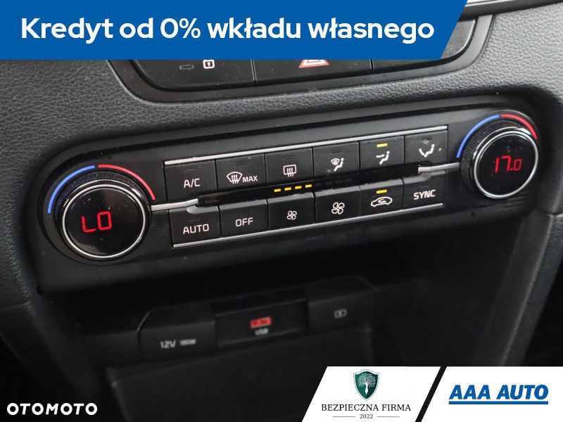 Kia Ceed - 14