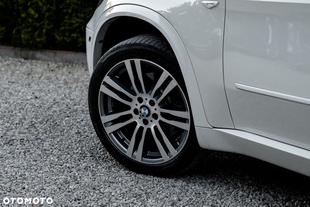 BMW X5 xDrive40d - 11