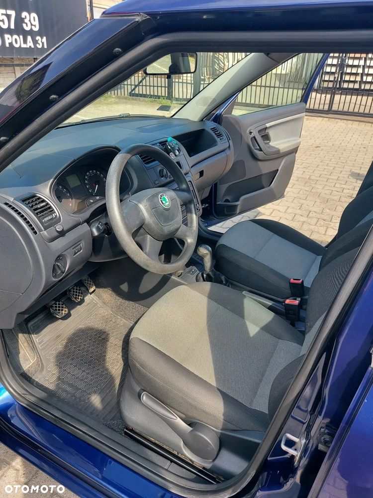 Skoda Fabia 1.6 TDI DPF Active Plus - 8