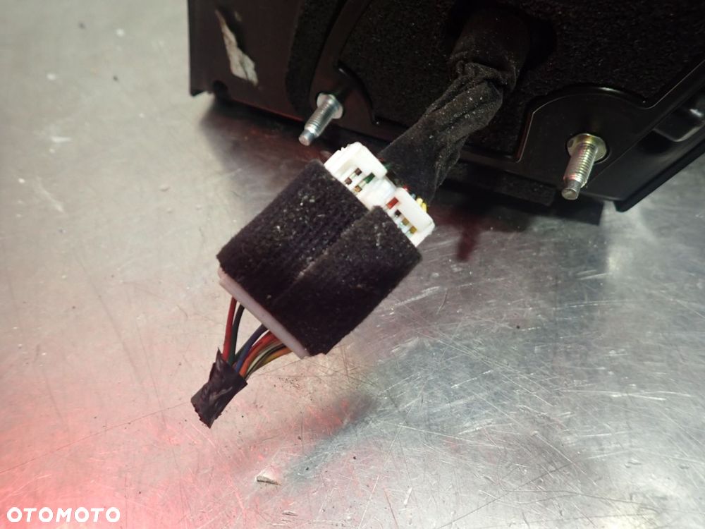 LUSTERKO PRAWE ELEKTRYCZNE HYUNDAI i40 I CW 1.7 - 2