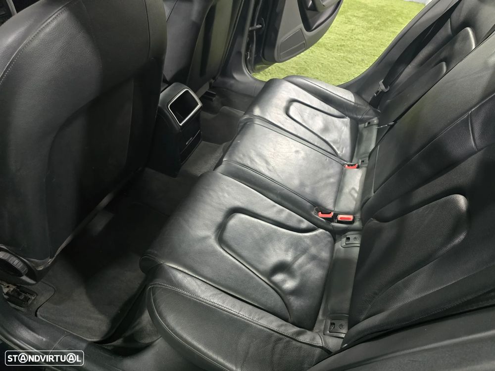 Audi A4 Avant 2.0 TDI exclusive - 12