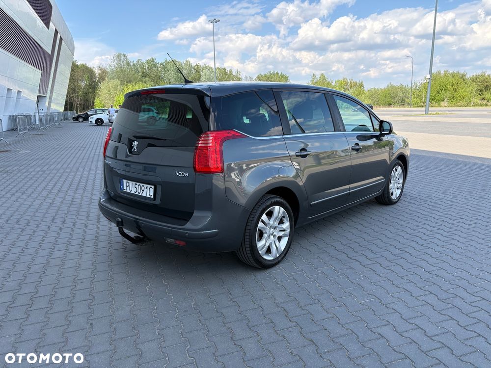 Peugeot 5008 HDI FAP 110 Platinum - 5