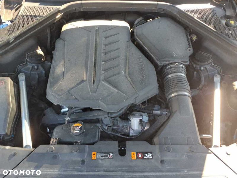 Genesis GV80 - 16