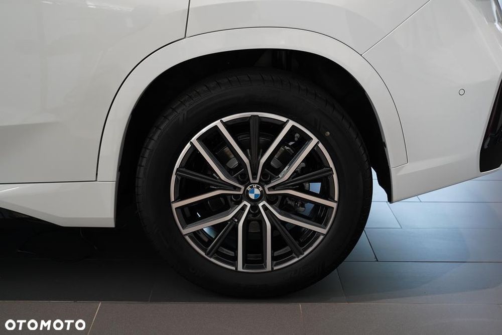 BMW X1 sDrive20i mHEV sport - 11