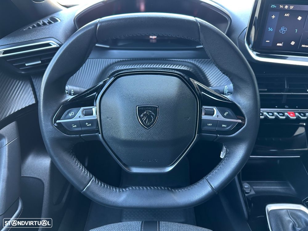 Peugeot 2008 1.2 PureTech Allure - 9