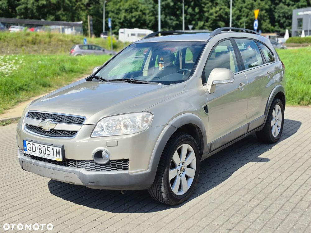 Chevrolet Captiva 2.0 4WD 7 Sitzer Automatik LT Exclusive - 1