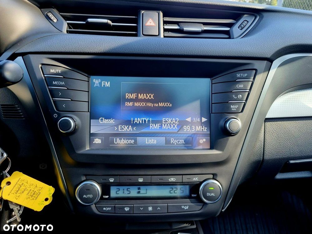 Toyota Avensis 2.0 D-4D Premium - 19