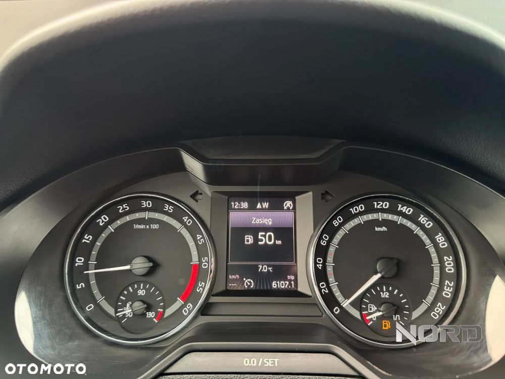 Skoda Octavia 2.0 TDI 4x4 DSG Scout - 28