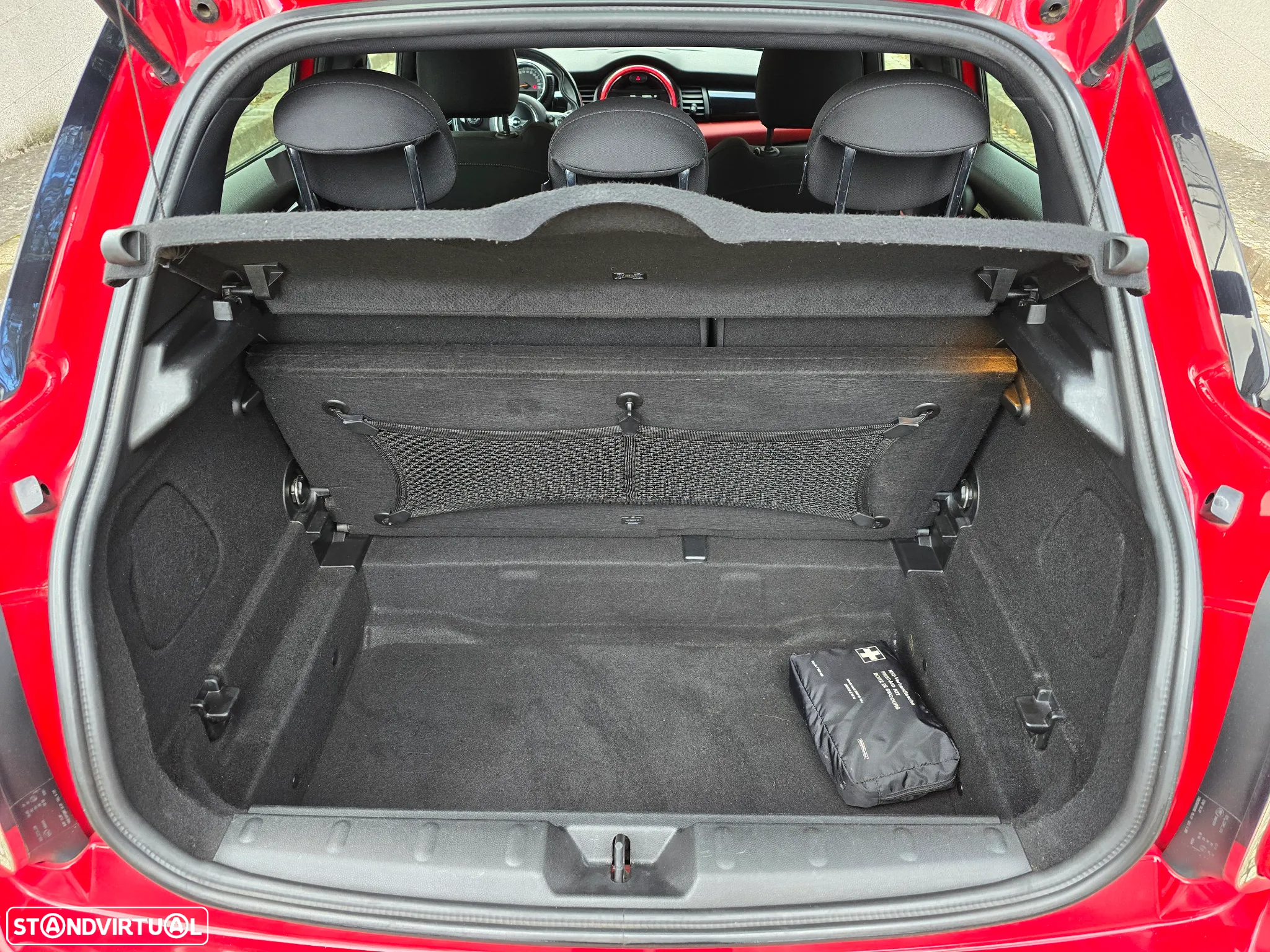 MINI 5 Portas One D - 28