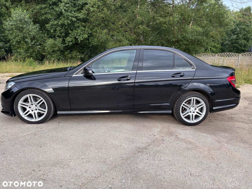 Mercedes-Benz Klasa C 320 CDI DPF 7G-TRONIC Avantgarde - 13
