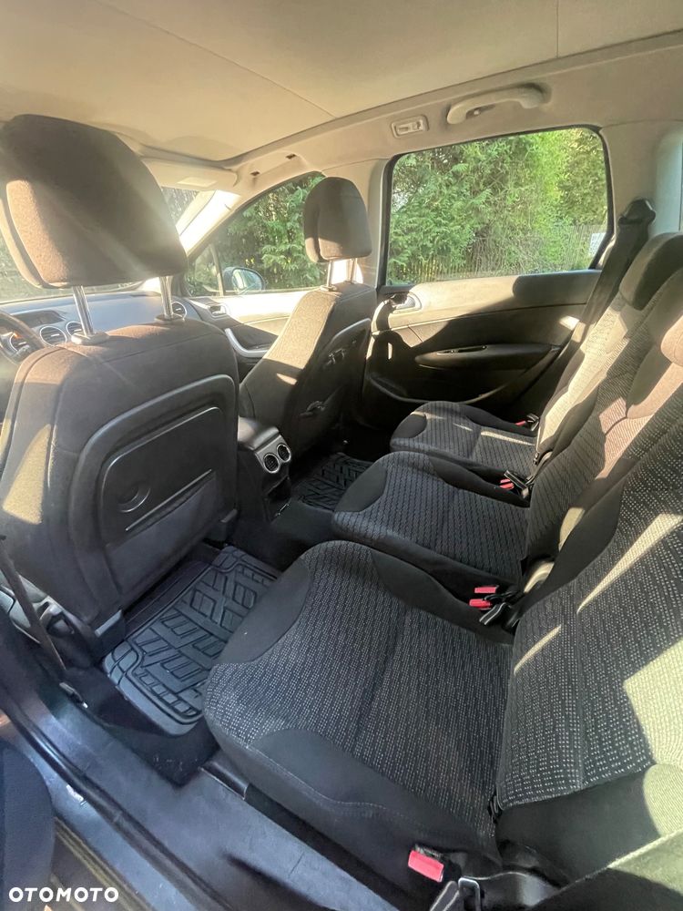 Peugeot 308 2.0 HDi Premium - 9