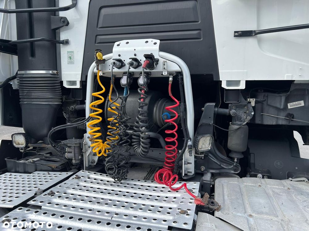 Renault T520/ HIGH CAB/ MODEL 2021/ ZABUDOWY/ KLIMA POSTOJOWA/ TOP STAN - 14