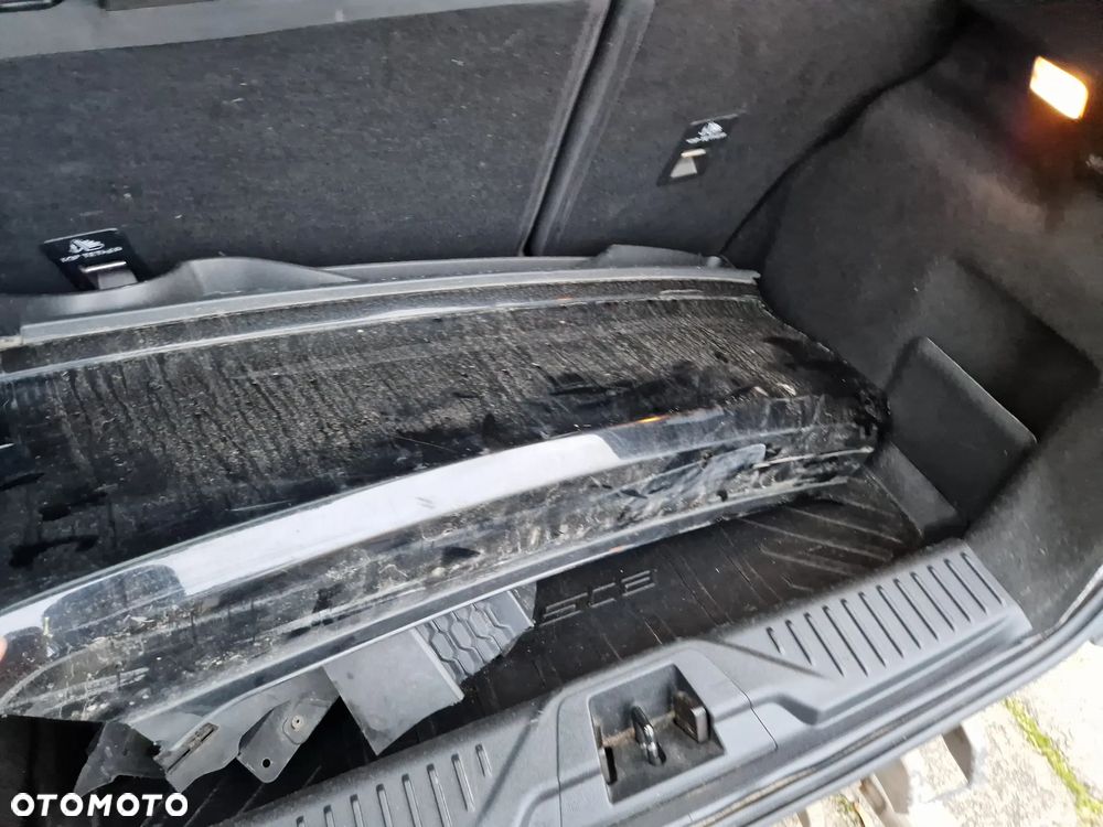 Ford Fiesta 1.0 EcoBoost S&S ST-LINE - 11