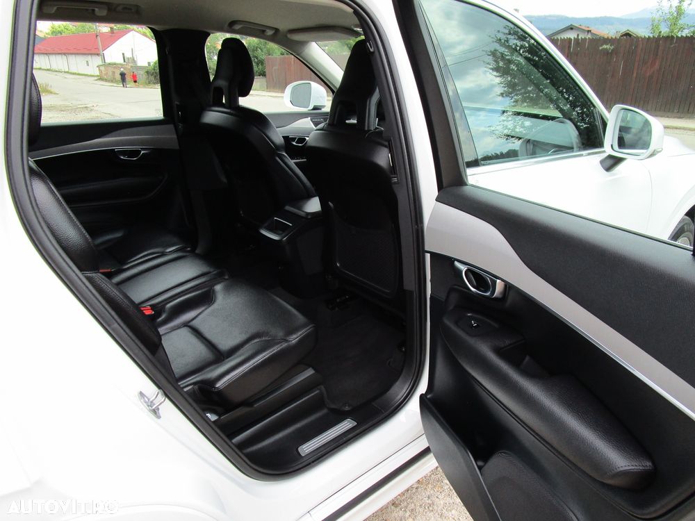 Volvo XC 90 B5 MHEV AWD 5 locuri Momentum Pro - 20