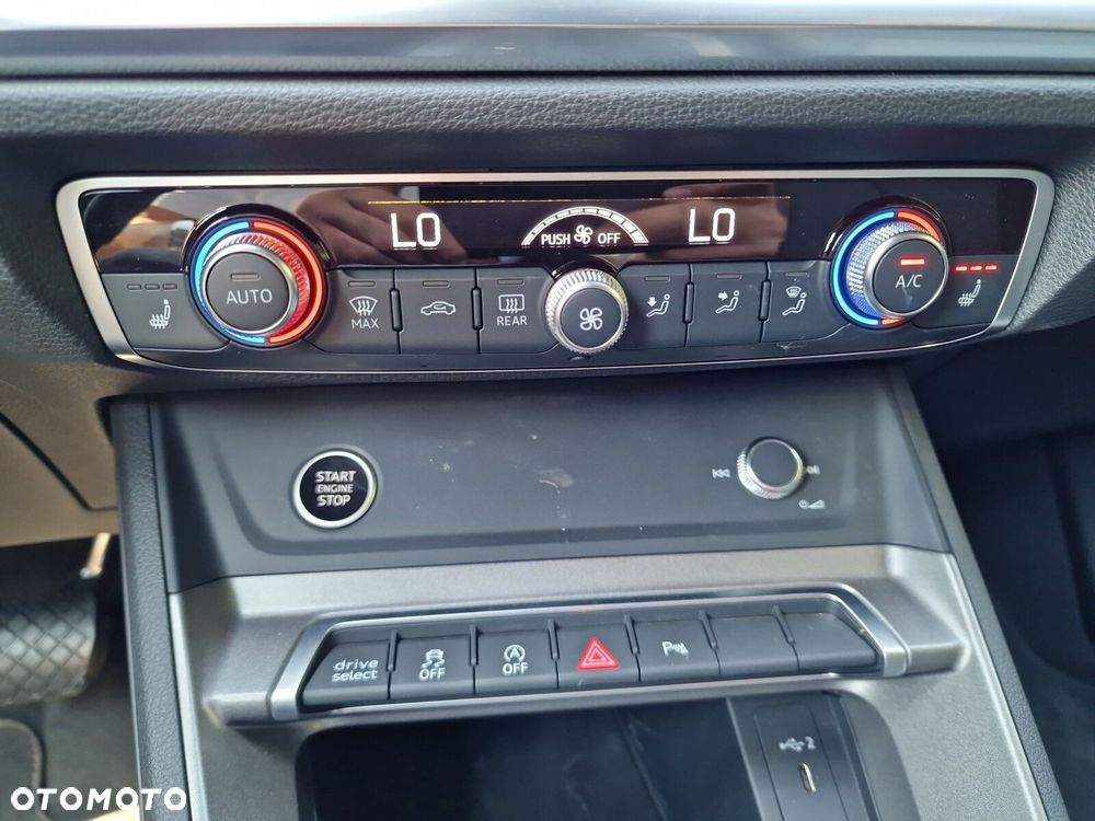 Audi Q3 35 TFSI mHEV S-Line S tronic - 33