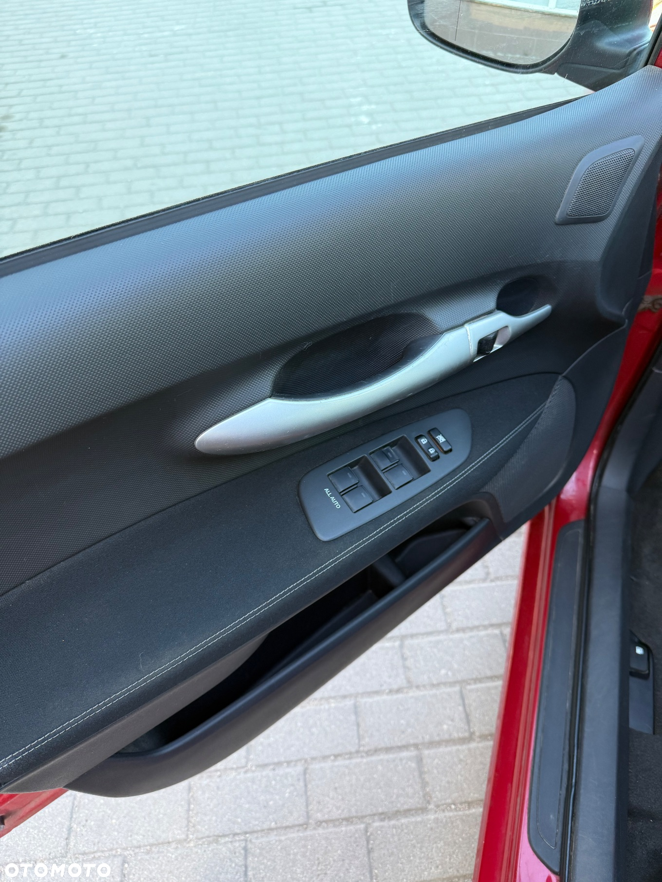 Toyota Auris 1.6 Dynamic - 11