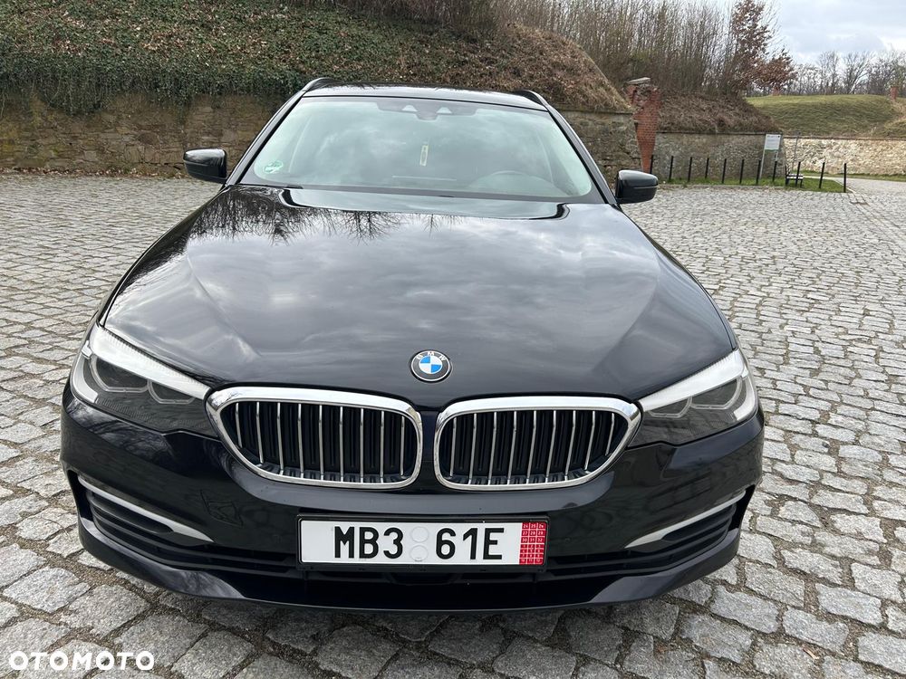 BMW Seria 5 530d xDrive Sport Line - 11