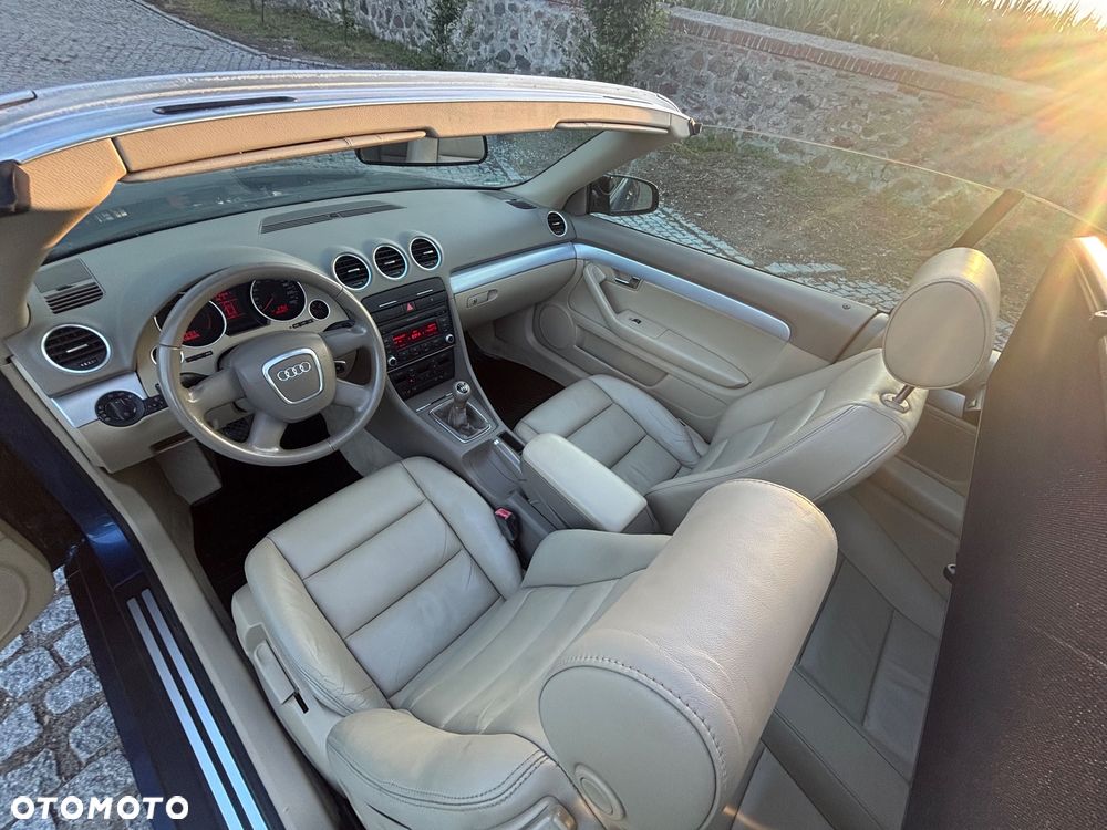 Audi A4 Cabrio 1.8 T - 19