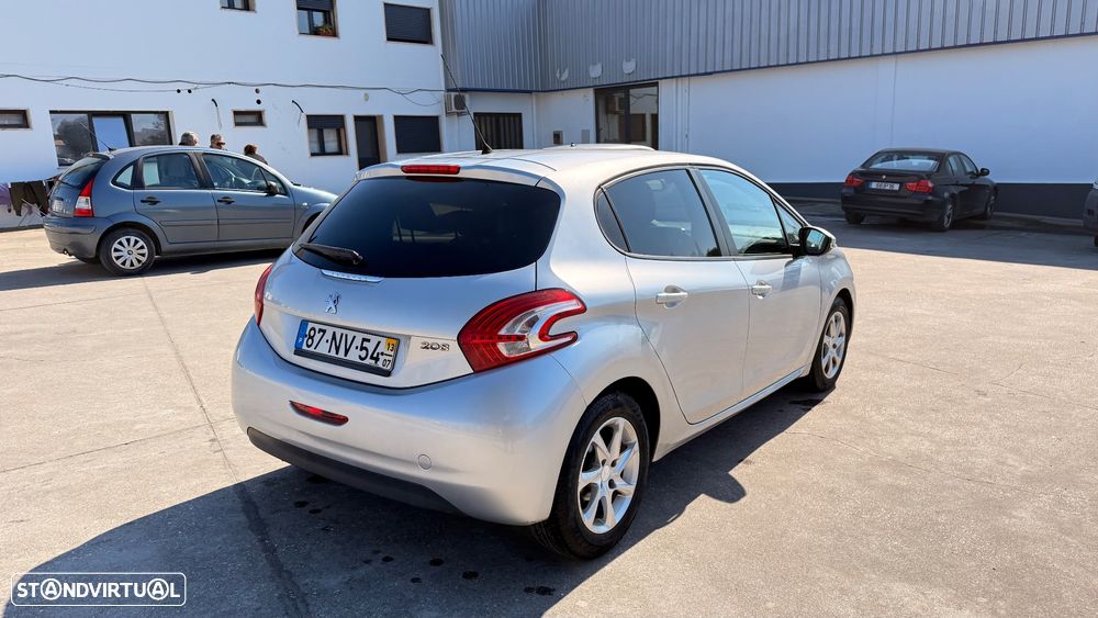 Peugeot 208 1.4 HDi Active - 5